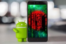 Новый вирус для Android сбрасывает смартфон после воровства денег из банковских приложений