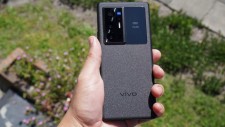 Названы плюсы и минусы мощного Android-смартфона премиум-класса Vivo X70 Pro+
