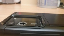 Samsung обвинили в мошенничестве из-за трескающихся камер смартфонов