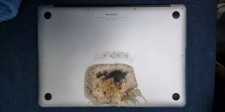 Ноутбук Apple MacBook Pro самовозгорелся и травмировал владельца