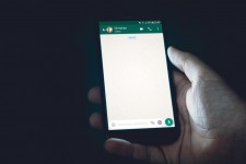 Пользователей WhatsApp начали взламывать через ложные сообщения от семьи и друзей