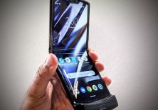 Второе поколение гибкого смартфона Motorola Razr выйдет раньше, чем ожидалось