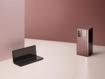 Samsung представила новый складной смартфон с гибким экраном