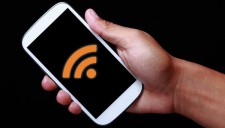 Сегодня в продажу поступят первые армянские смартфоны ArmPhone